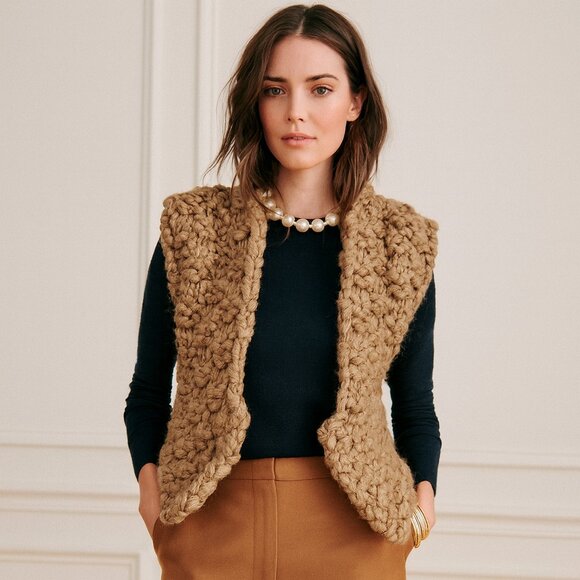 Allude Chunky Knit Sleeveless Sweater Vest in Caramel - Picture 11 of 11